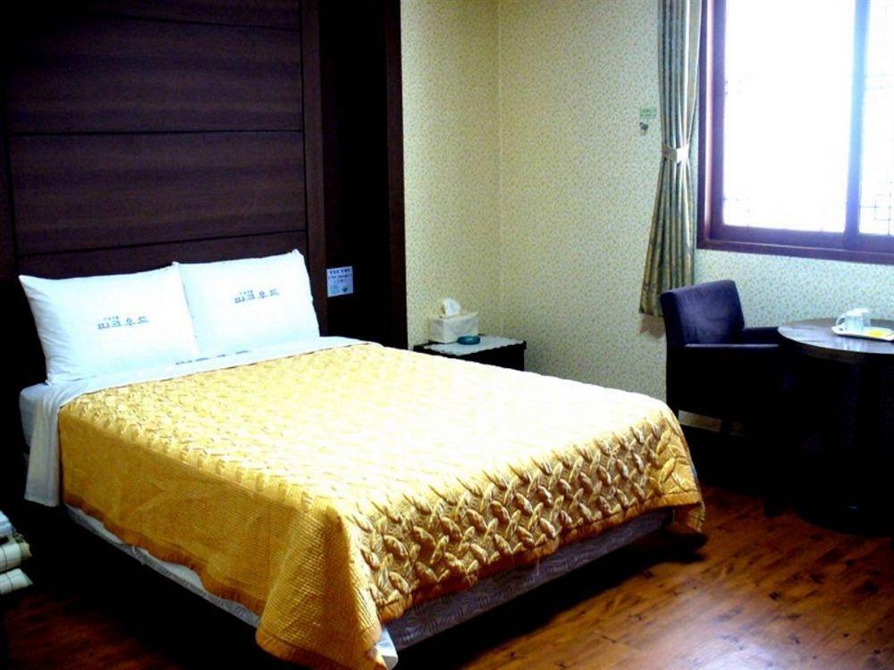 Hotel Parkwood Incheon Airport Екстериор снимка