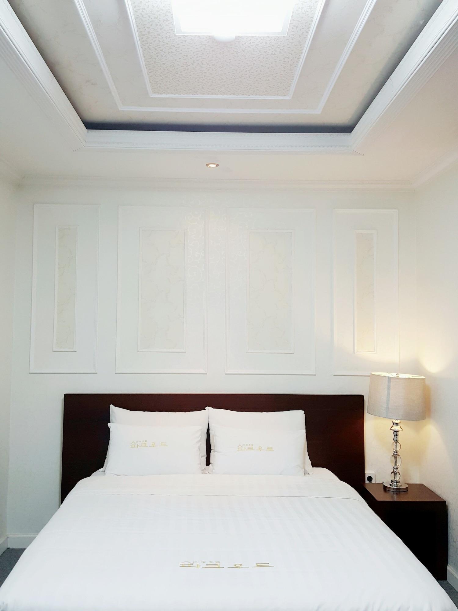 Hotel Parkwood Incheon Airport Екстериор снимка