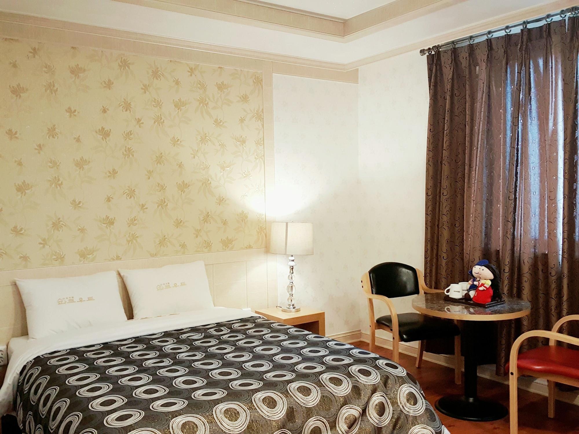 Hotel Parkwood Incheon Airport Екстериор снимка