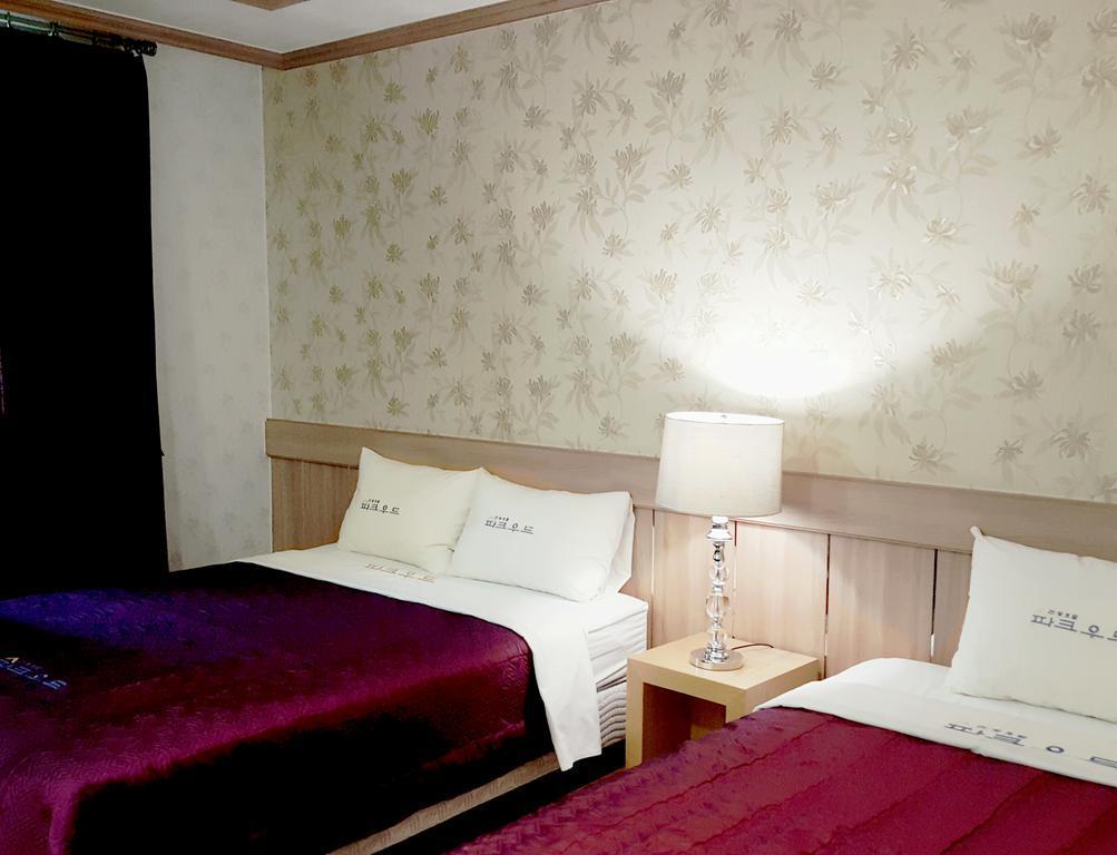 Hotel Parkwood Incheon Airport Екстериор снимка