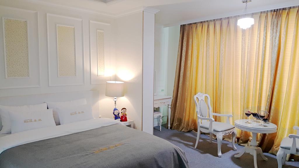 Hotel Parkwood Incheon Airport Стая снимка